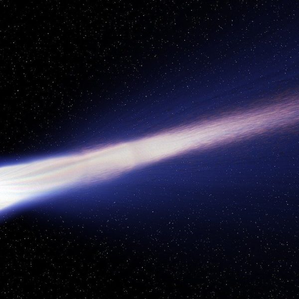 Mengapa Ekor Komet Selalu Menjauhi Matahari